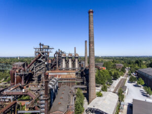 Der Landschaftspark Duisburg Nord mit Industriekulisse